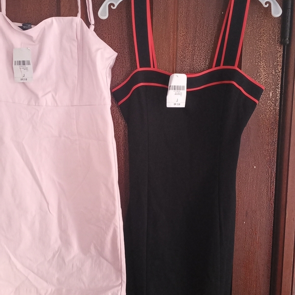 Bundle of Forever 21 dresses - Picture 4 of 6